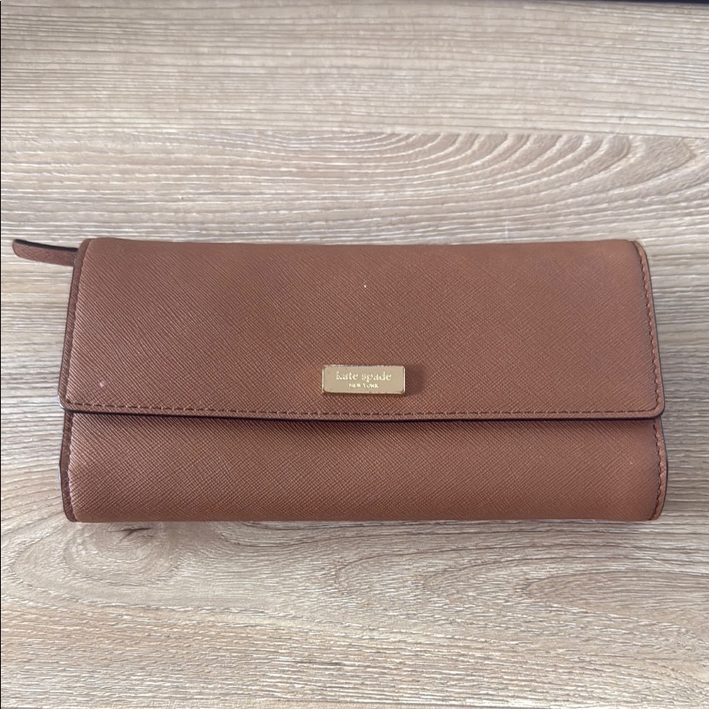 Kate Spade Brown Wallet